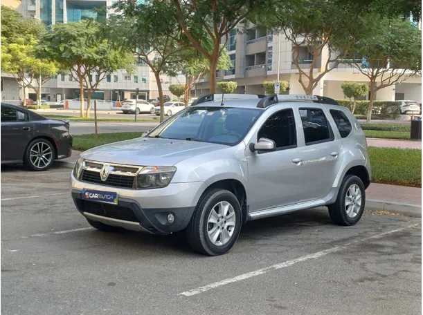 2015 رينو داستر في الإمارات