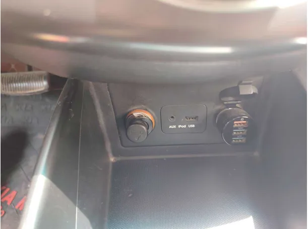 Car image 25