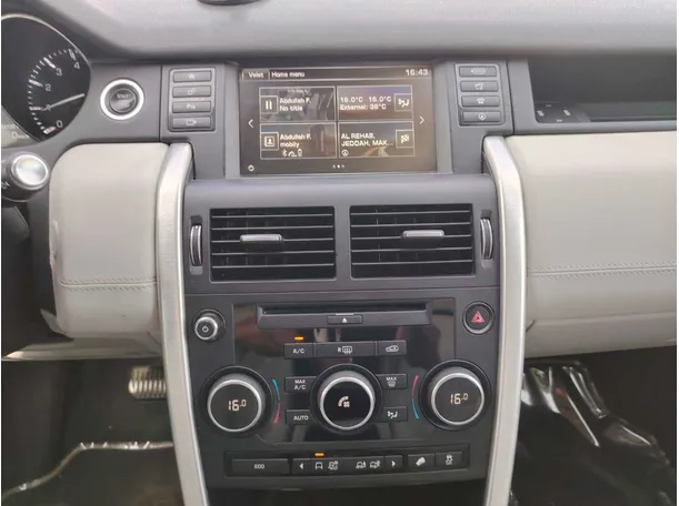 Car image 20