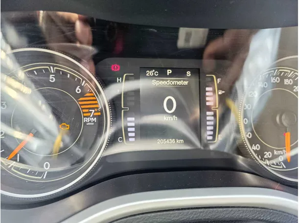 Car image 23