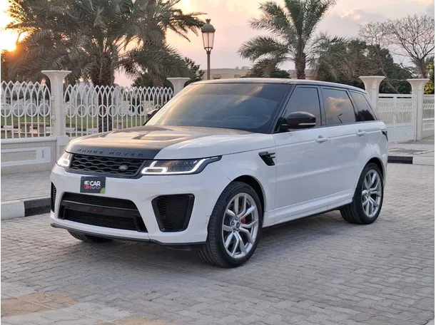 2020 رنج روفر رياضية في الإمارات