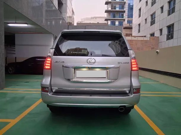 Car image 6