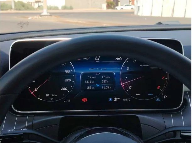 Car image 26