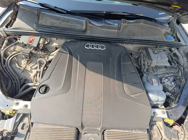 Car image 40