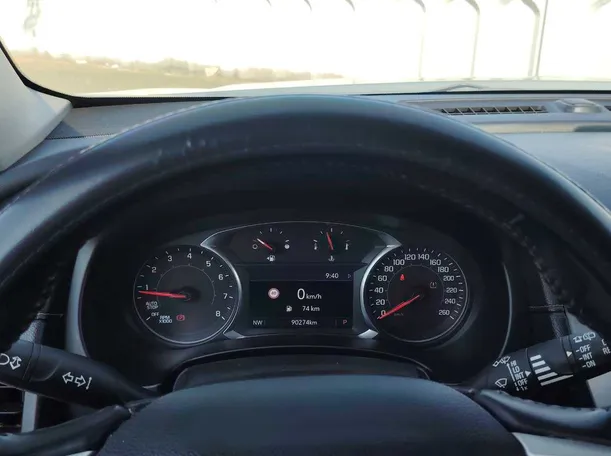 Car image 24