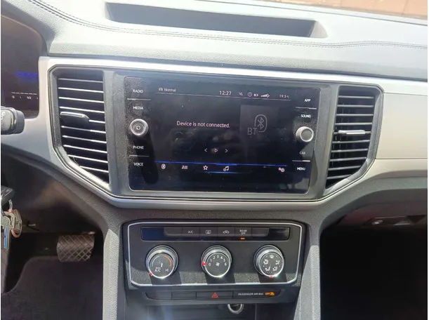 Car image 22