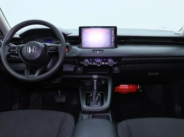 Car image 14