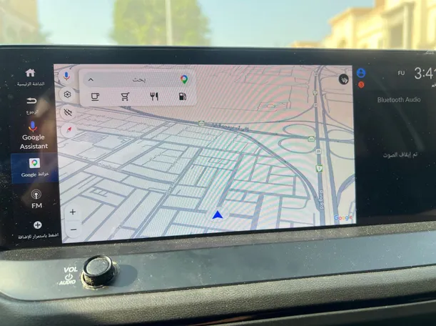 Car image 25