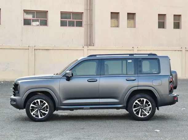 Car image 8
