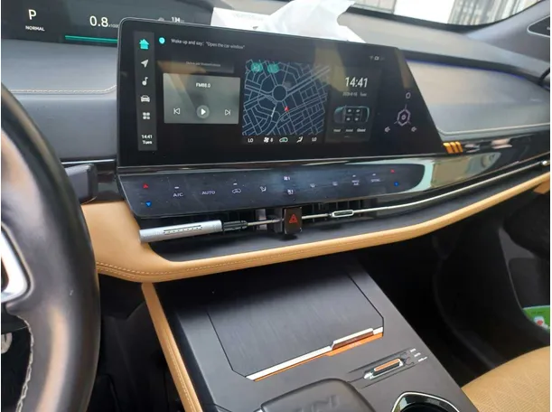 Car image 17