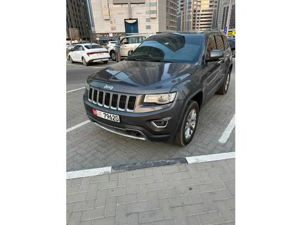 2015 Jeep Grand Cherokee in UAE