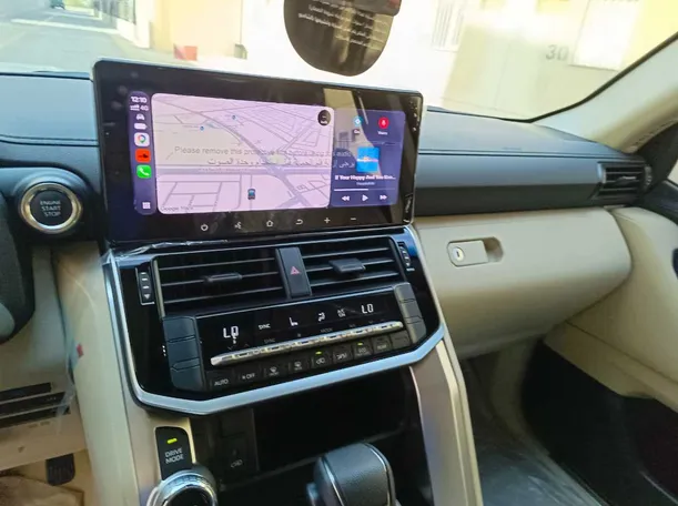 Car image 23