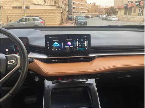 Car image 20