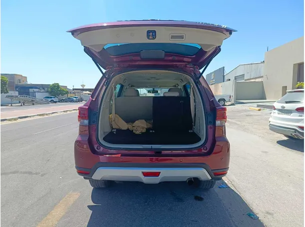 Car image 27