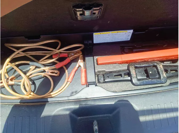 Car image 39