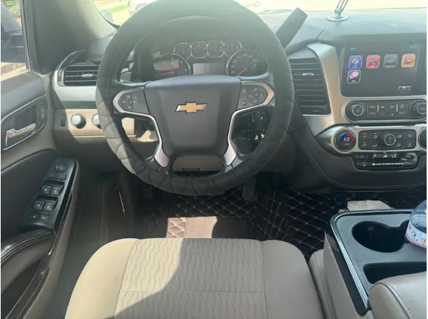 Car image 17
