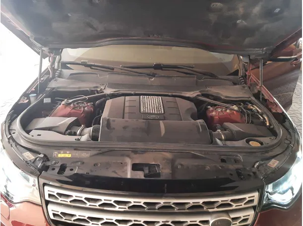 Car image 16