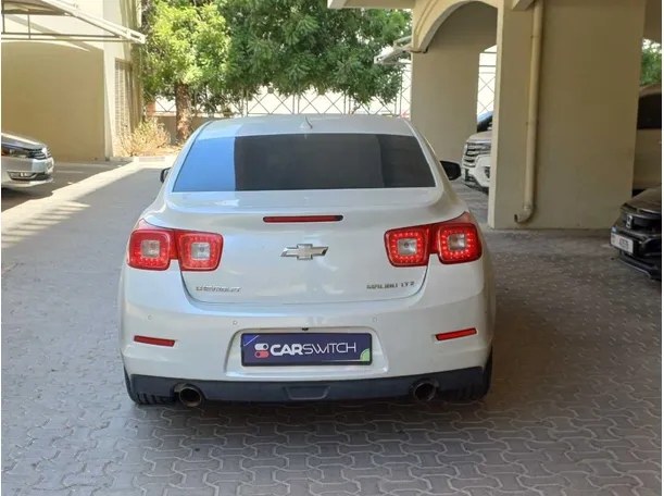 Car image 6