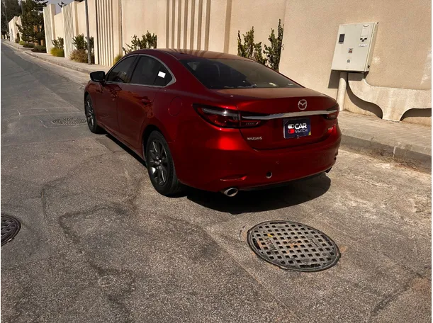 Car image 7