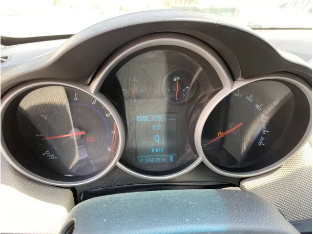 Car image 16