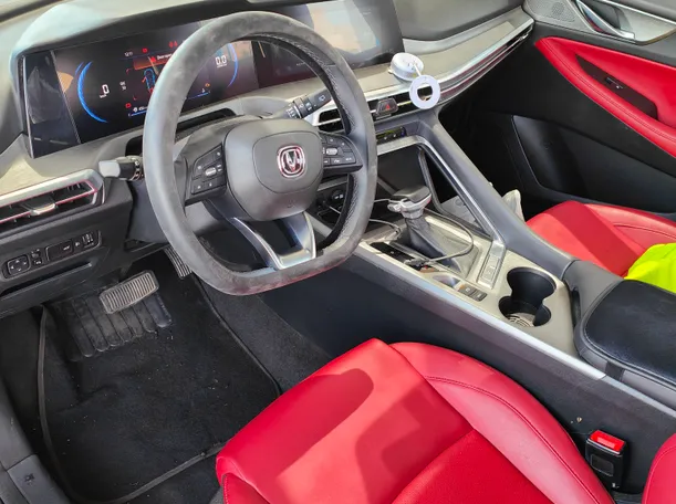 Car image 5