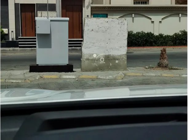 Car image 30