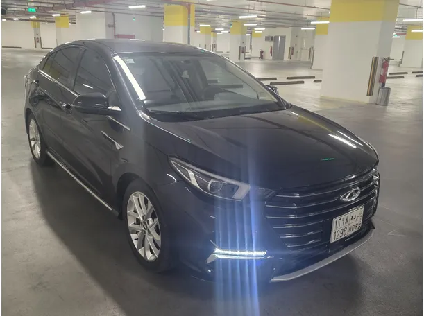 Car image 11