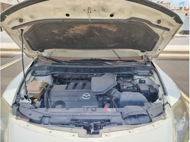 Car image 33