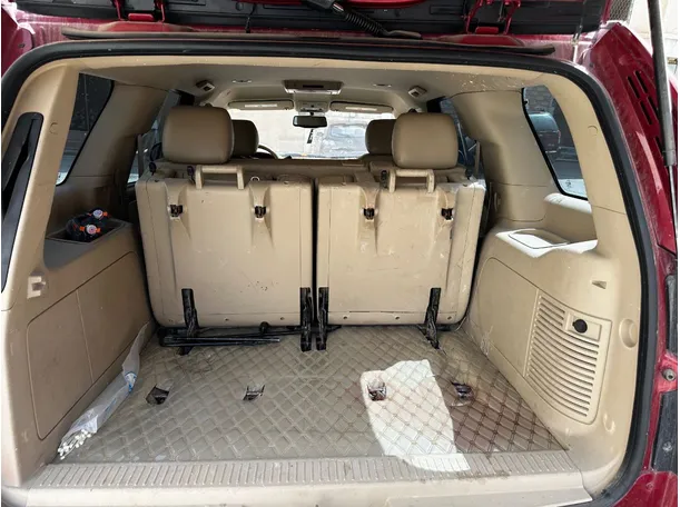 Car image 25