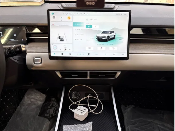 Car image 20
