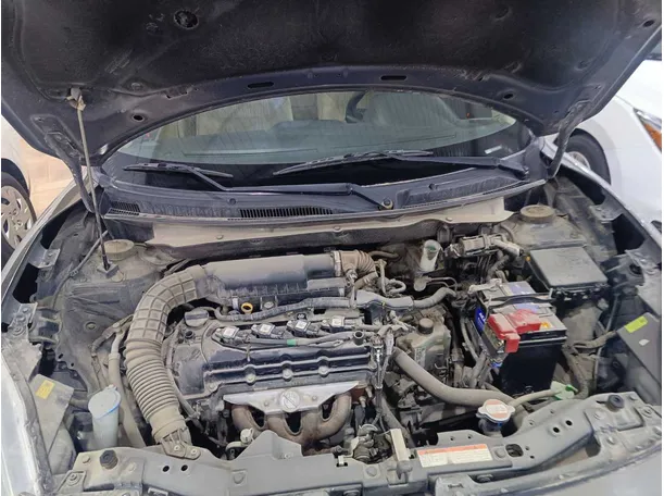 Car image 25