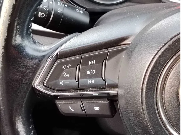 Car image 28