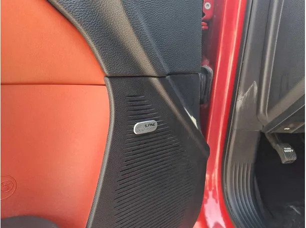 Car image 20