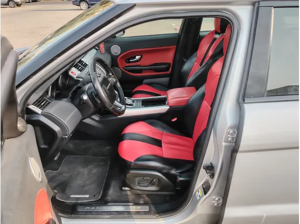 Car image 13