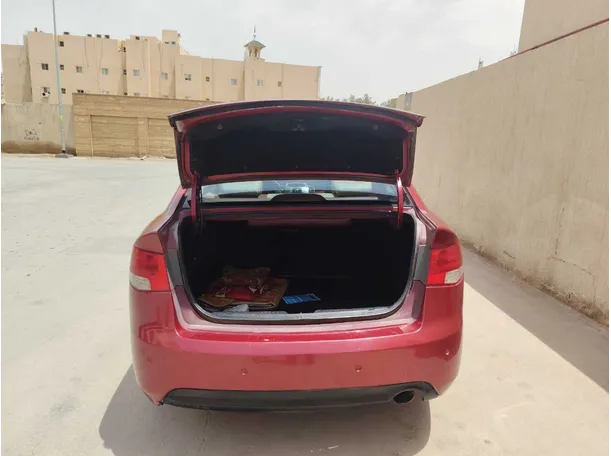 Car image 23