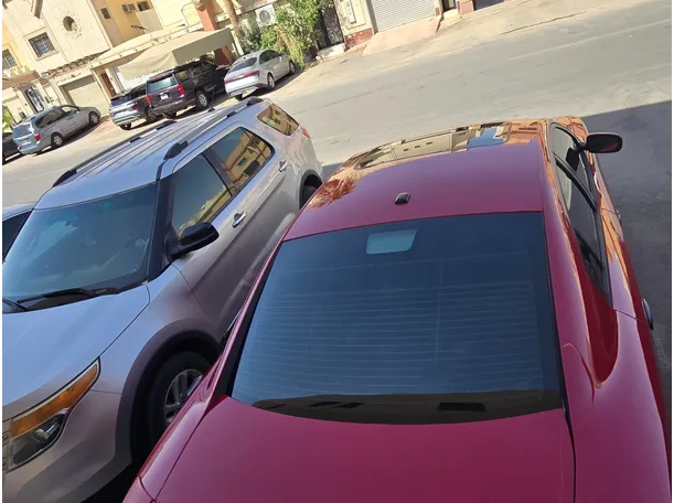 Car image 10