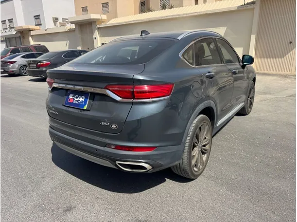 Car image 5
