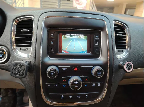 Car image 24