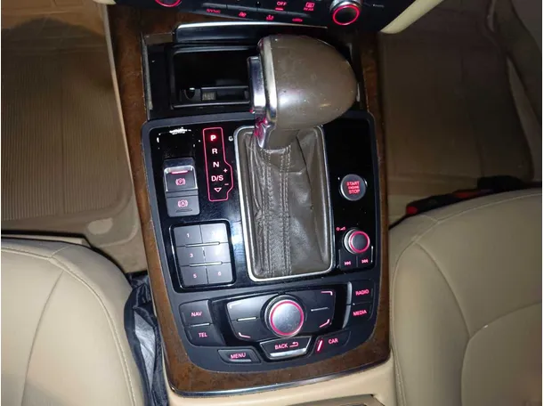 Car image 22