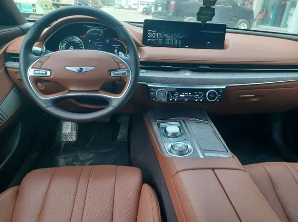 Car image 16