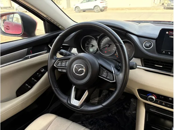 Car image 22