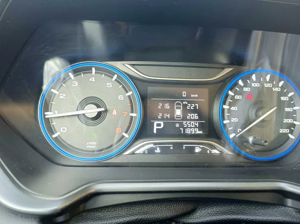 Car image 27