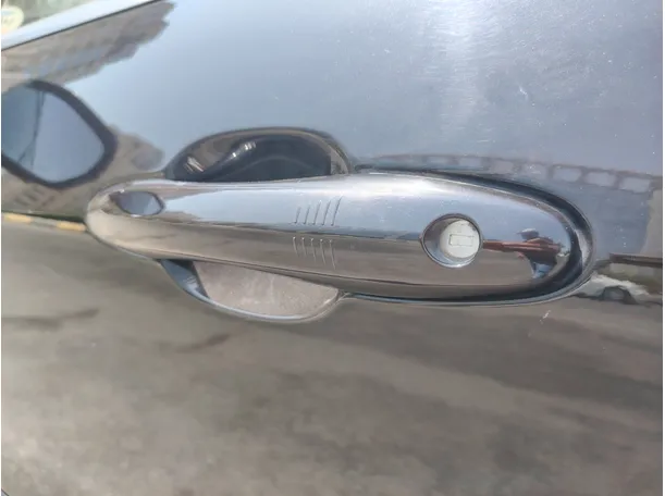 Car image 34
