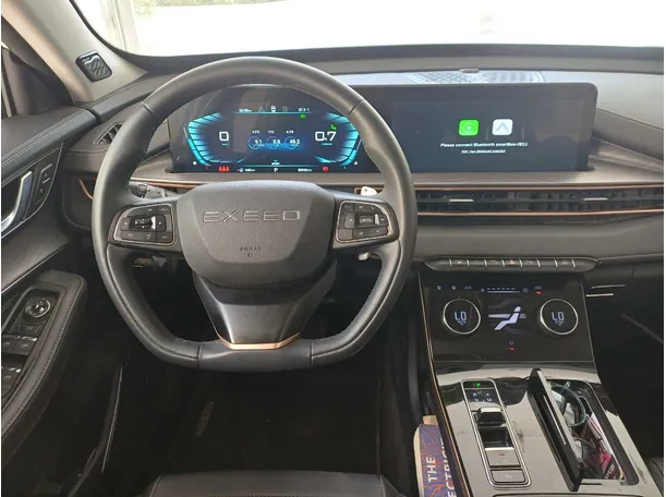 Car image 17