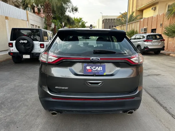 Car image 6