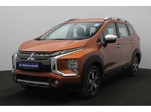 2023 ميتسوبيشي إكسباندر كروس في الإمارات