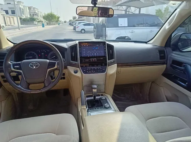 Car image 38
