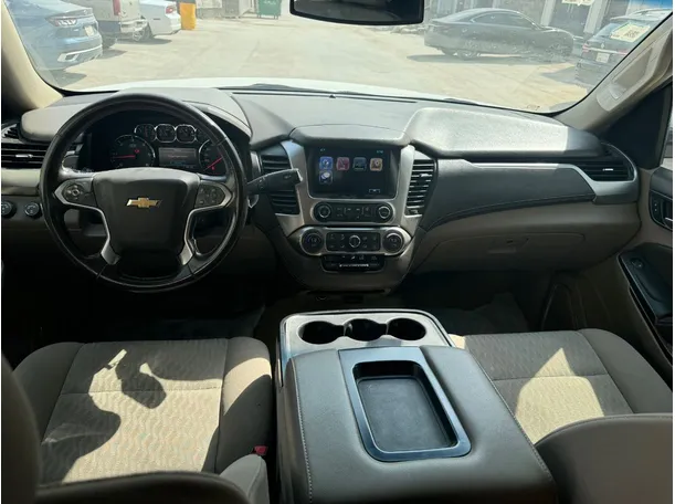 Car image 16
