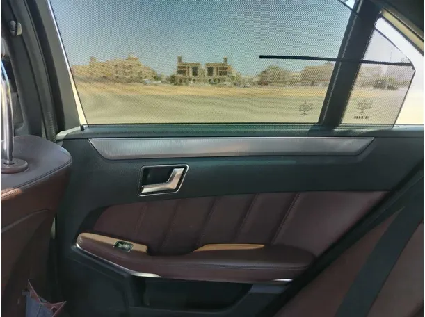 Car image 37
