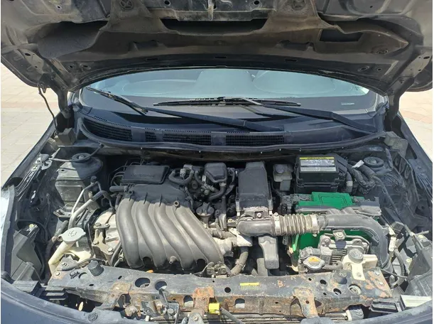 Car image 21